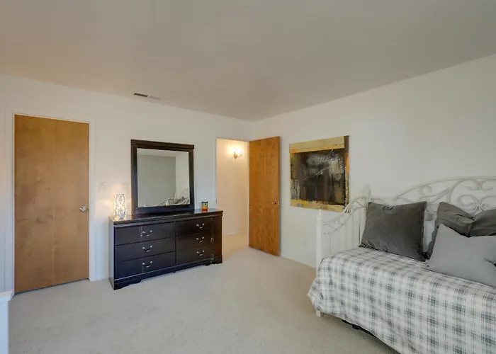 Country Club 18 Mi To Arizona Snowbowl! Holiday home